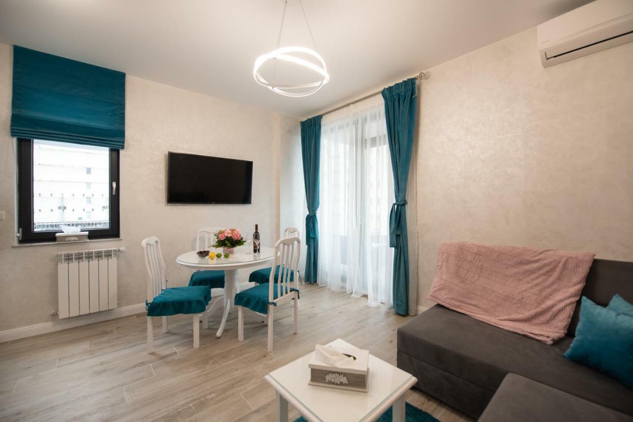 Luxury Apartment By The Sea Mamaia Exterior foto